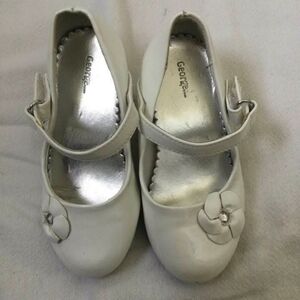 🩶3/$20 5/$30 7/$40🩶Girls Sz 7 Dress Shoes